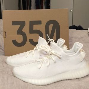 Yeezy Boost 350 V2 Triple White BRAND NEW